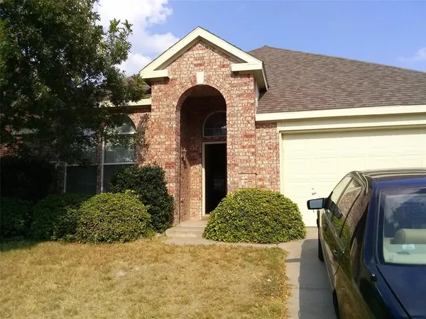 $2,395 | 2805 Ariel Cove, McKinney, TX 75070