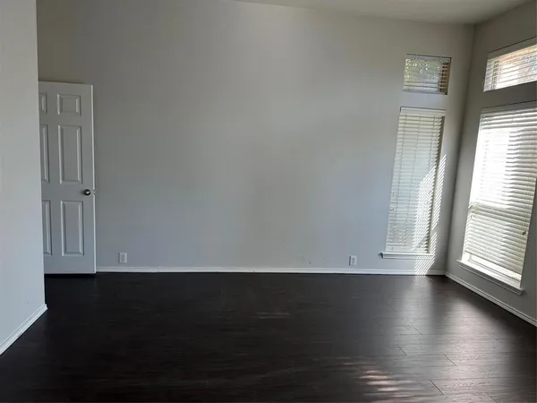 $2,395 | 2805 Ariel Cove, McKinney, TX 75070