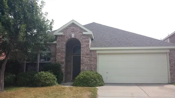 $2,395 | 2805 Ariel Cove, McKinney, TX 75070