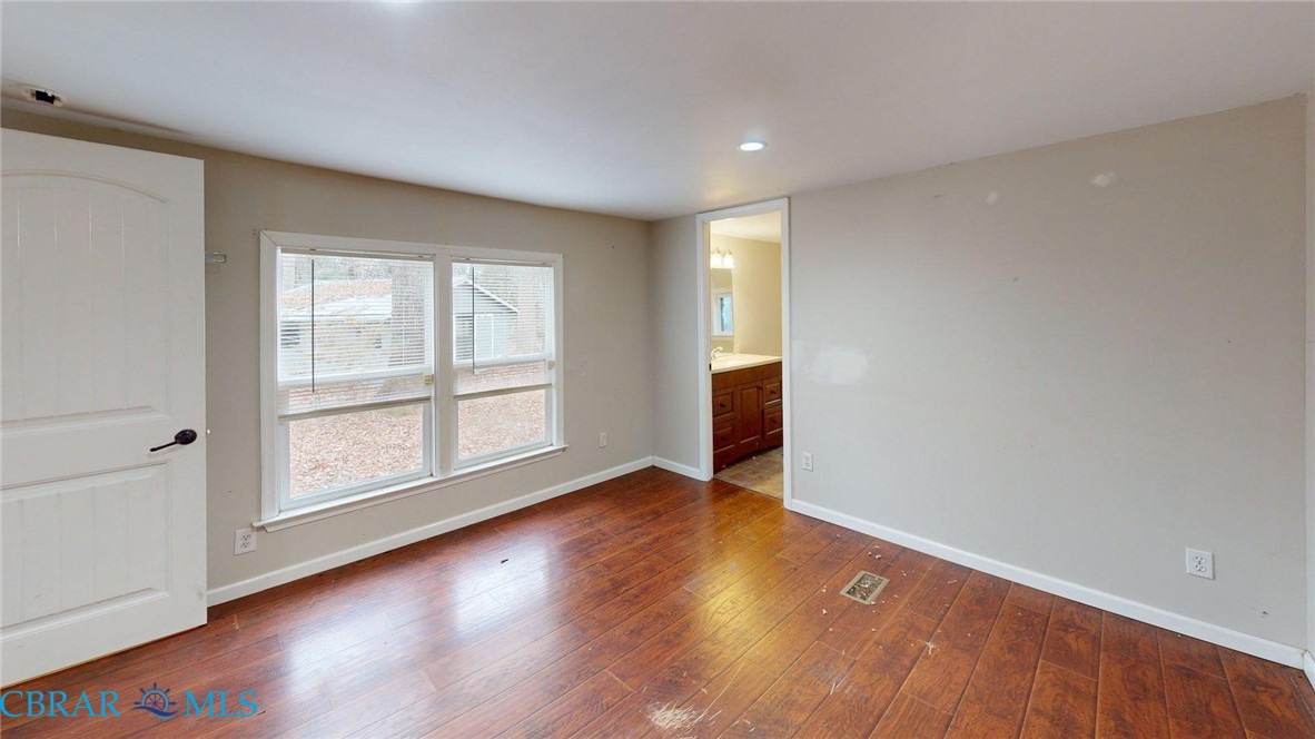 9909 Friendship Road Gloucester, VA 23061 - Photo 26 of 43