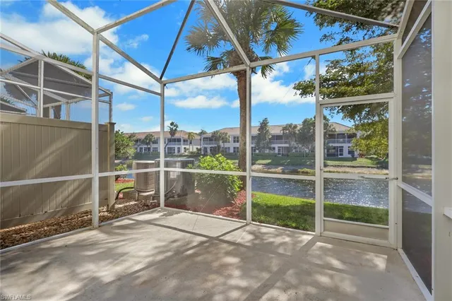 $399,000 | 1180 Oxford Lane, Naples, FL 34105