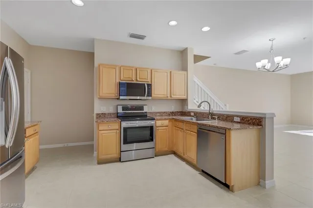 $399,000 | 1180 Oxford Lane, Naples, FL 34105