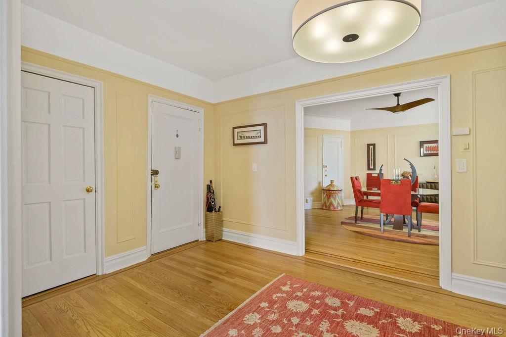 43 Calton Road, Unit 5C New Rochelle, NY 10804 - Photo 31 of 32 Classic center hall floorplan