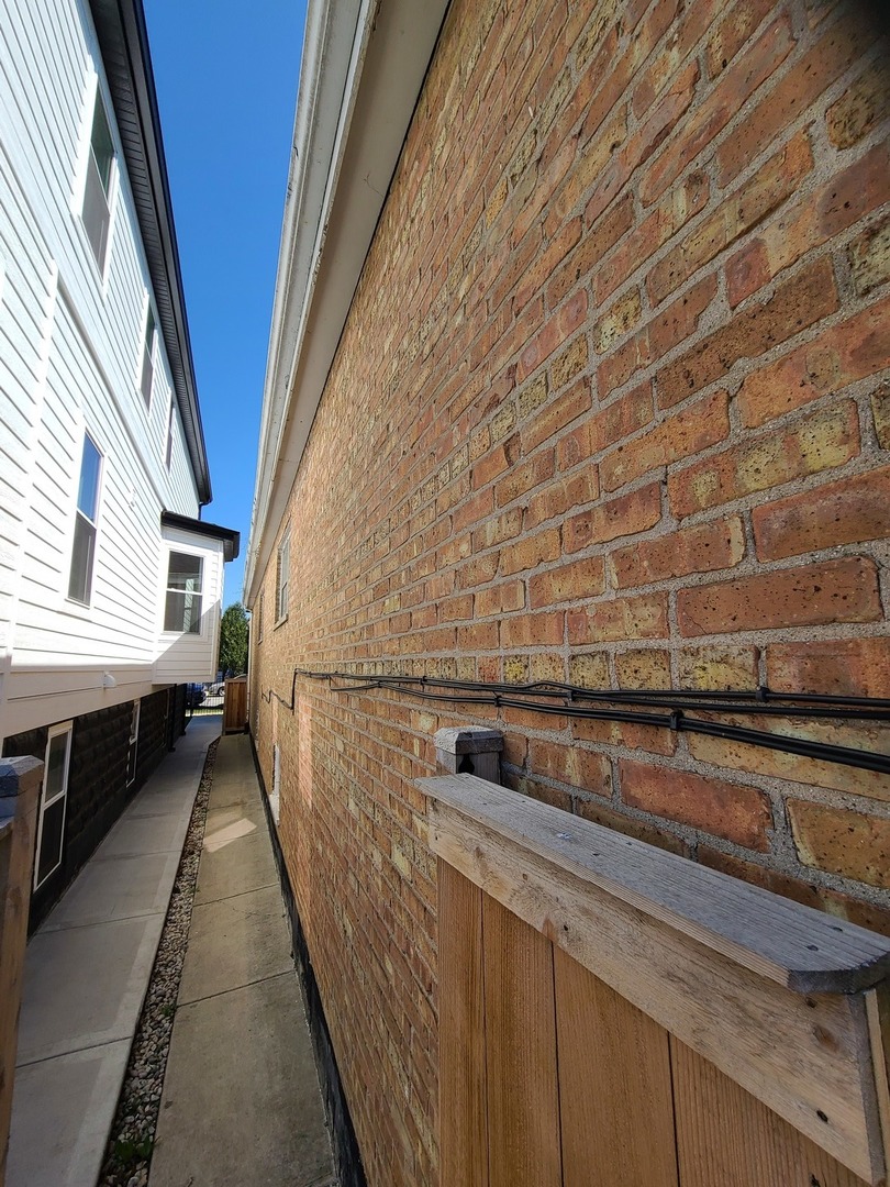 3008 North Spaulding Avenue Chicago, IL 60618 - Photo 7 of 8