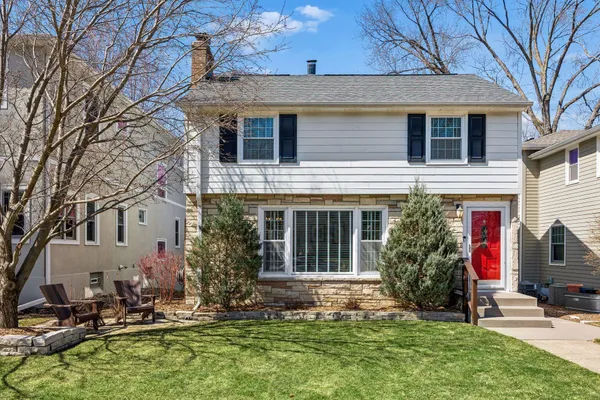 $879,900 | 5204 Abbott Avenue South, Minneapolis, MN 55410