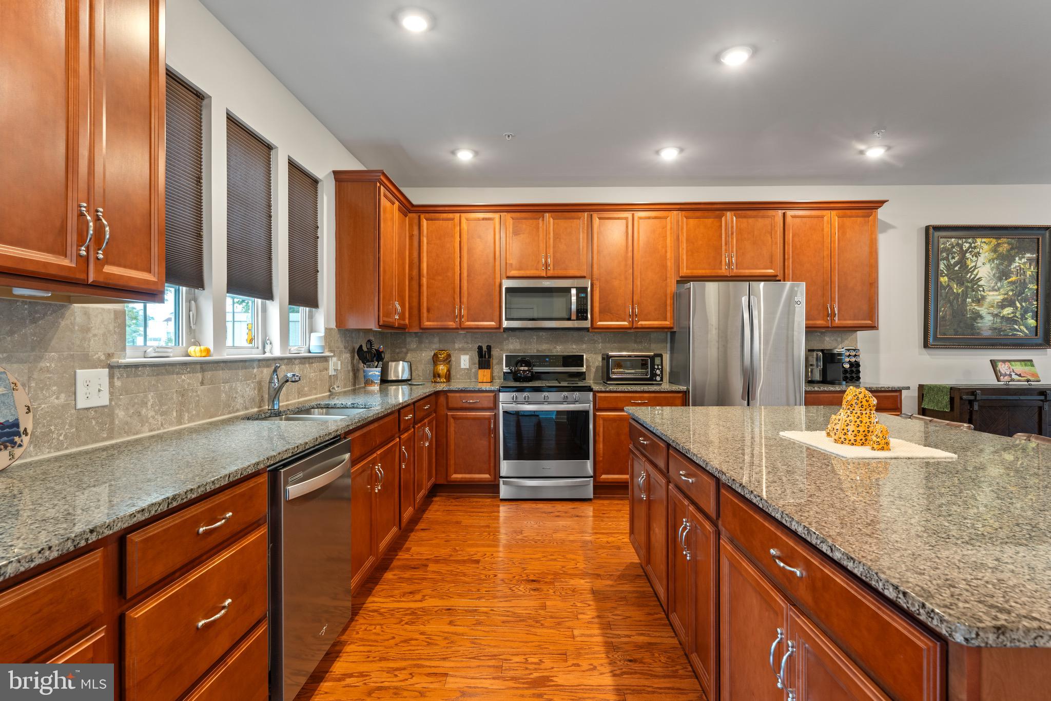 484 Rowan Street Warminster, PA 18974 - Photo 14 of 37