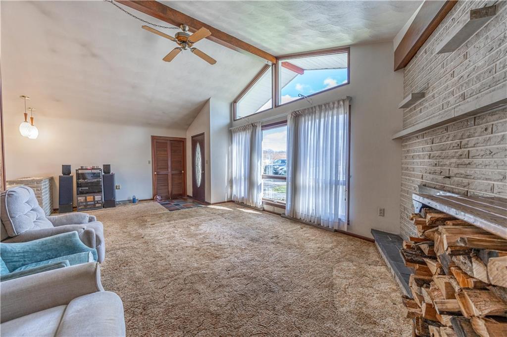 5170 McCandless Road Butler, PA 16001 - Photo 5 of 22