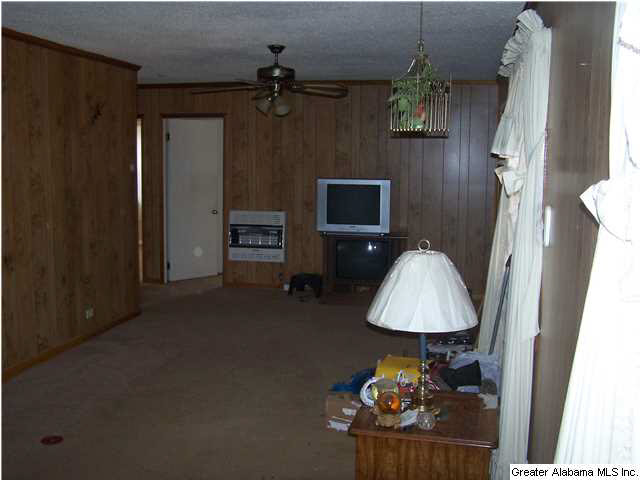 3944 Parkwood Road Bessemer, AL 35022 - Photo 8 of 12