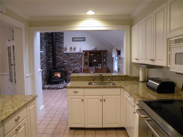 7 White Pine Road Newton, MA 02464 - Photo 8 of 16