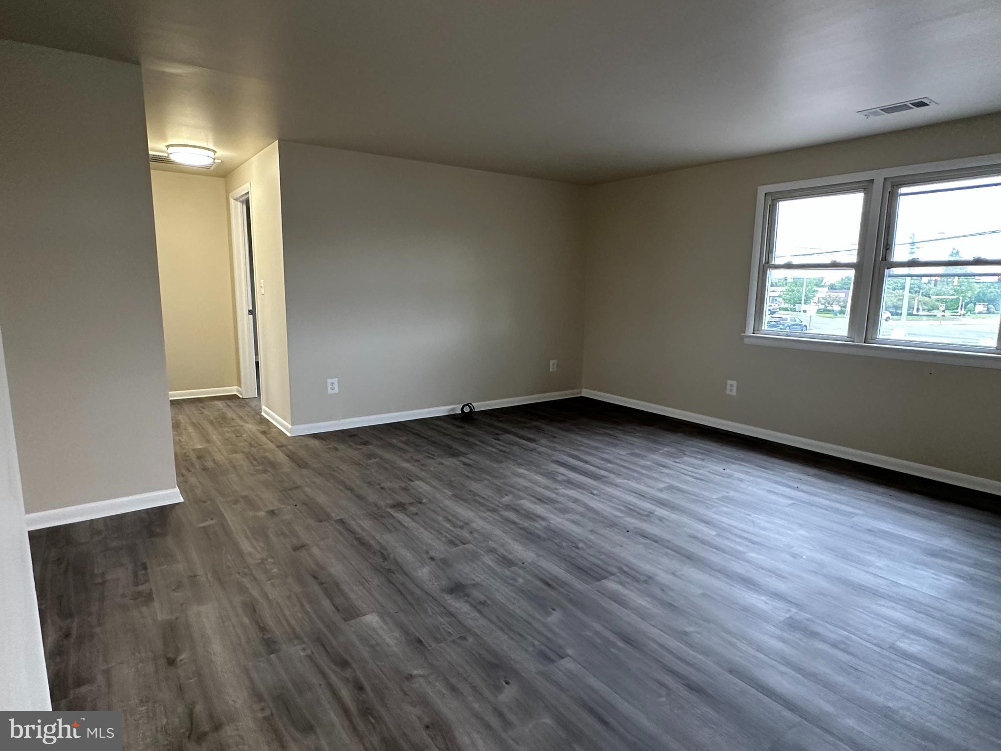 1437 A Liberty Road Sykesville, MD 21784 - Photo 4 of 17