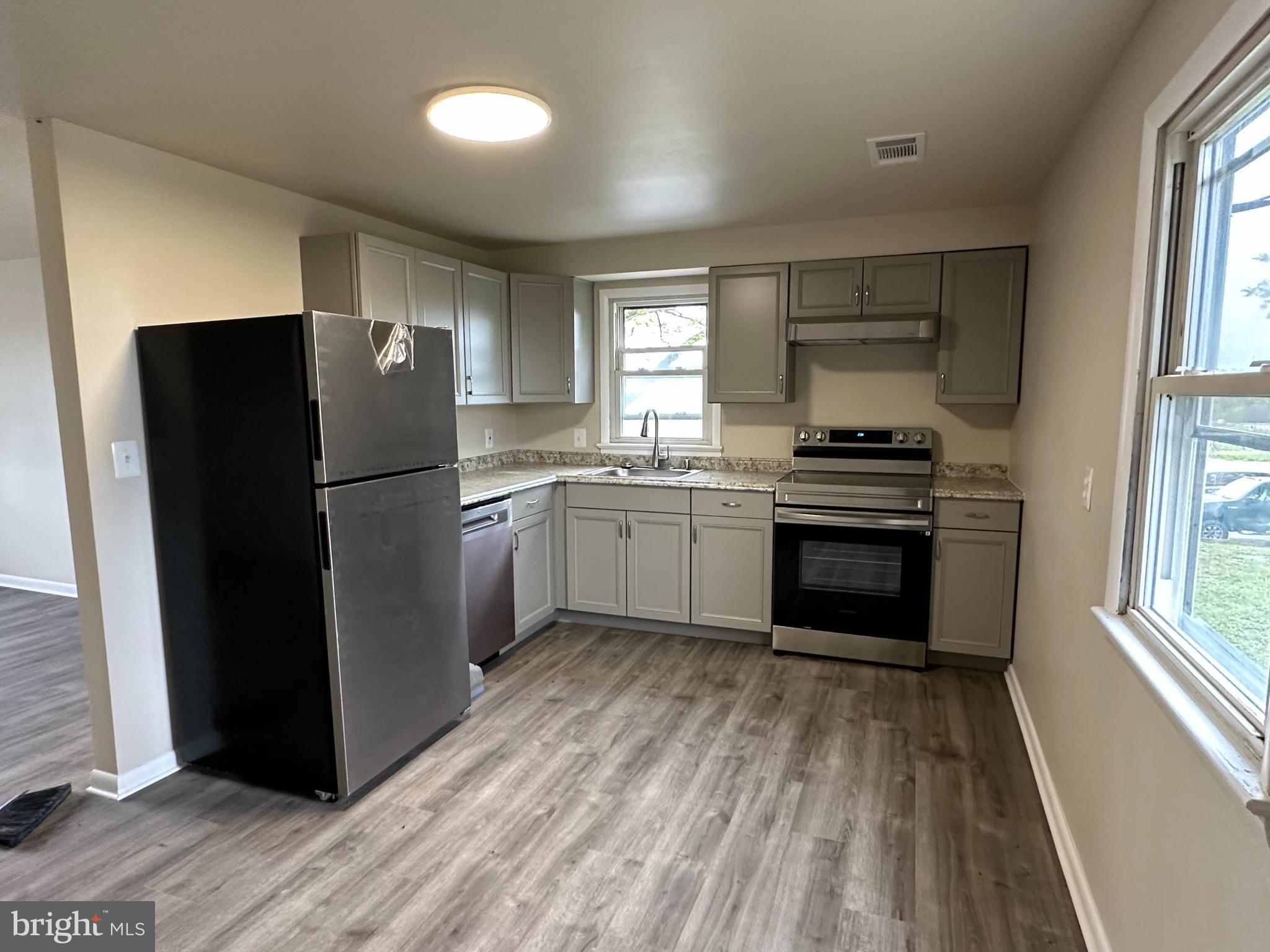 1437 A Liberty Road Sykesville, MD 21784 - Photo 5 of 17