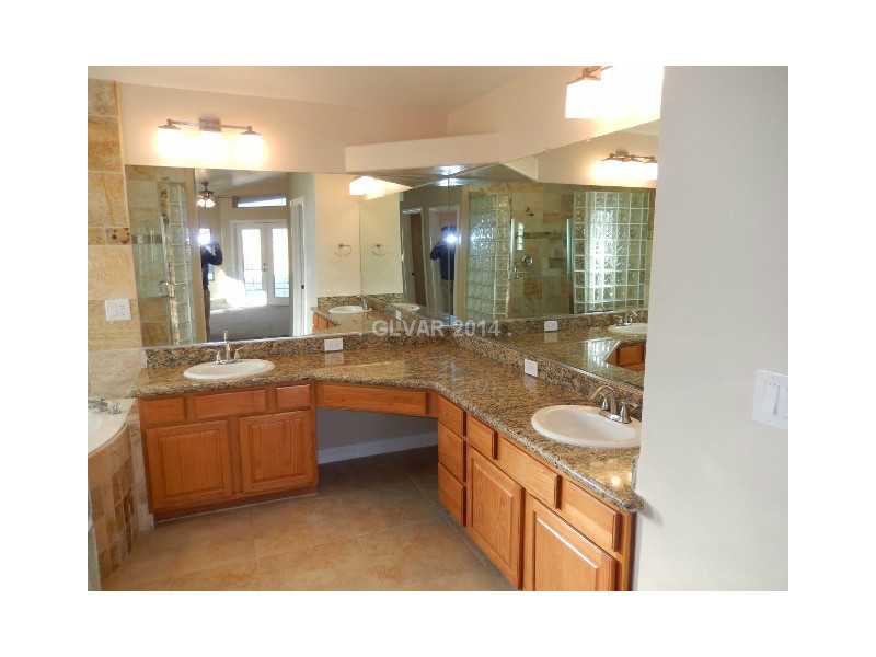 8655 West Ann Road Las Vegas, NV 89149 - Photo 10 of 26 Master Bath/Spa.