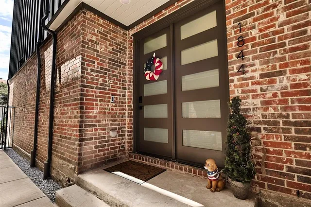 $1,124,900 | 1844 Mecca Street, Dallas, TX 75206