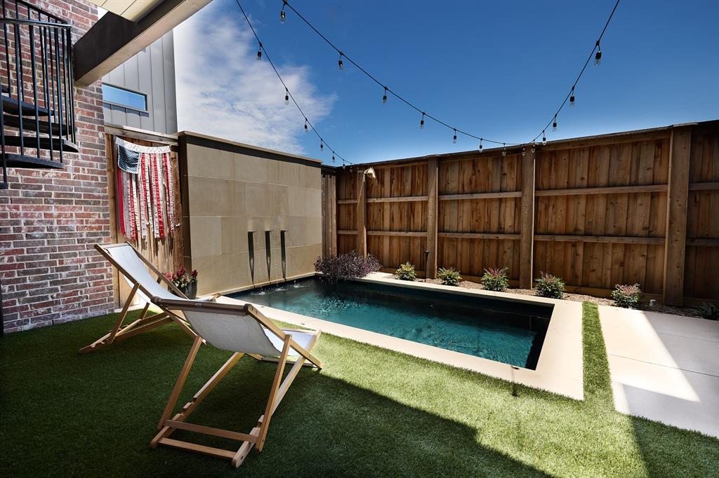 1844 Mecca Street Dallas, TX 75206 - Photo 30 of 33 View of plunge pool