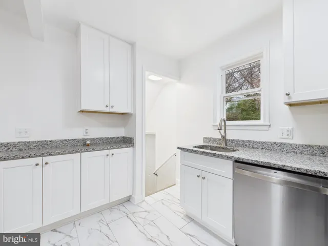 $499,000 | 9723 Narragansett Parkway, College Park, MD 20740