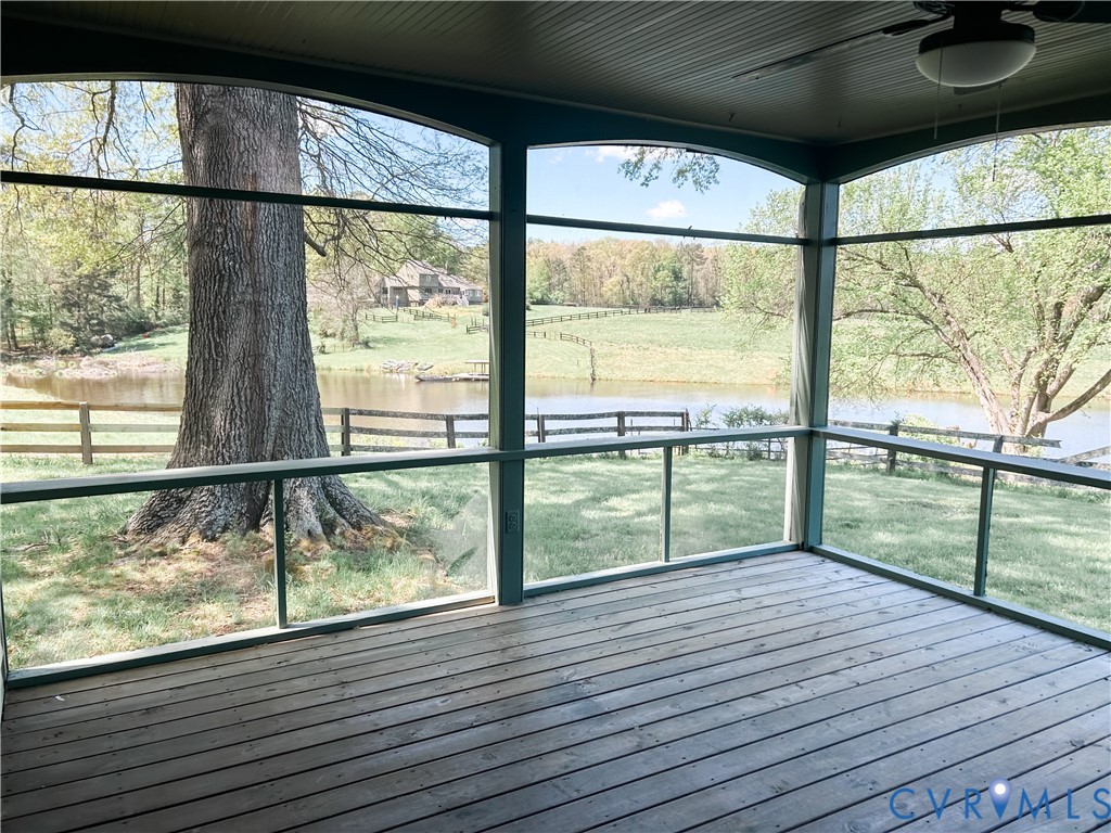 1346 Hockett Road Manakin-Sabot, VA 23103 - Photo 14 of 25 Unfurnished sunroom with plenty of natural light,