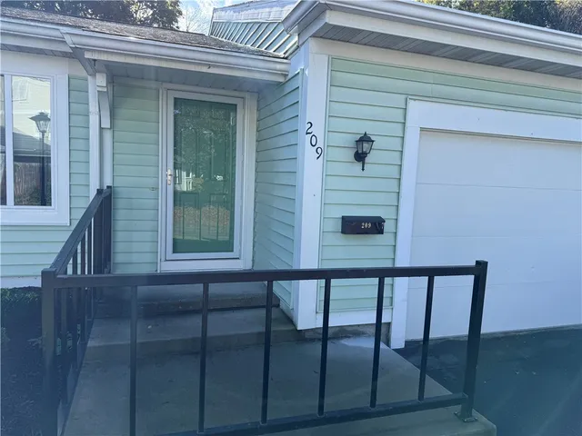 $179,900 | 209 Greenway Boulevard, Riga, NY 14428