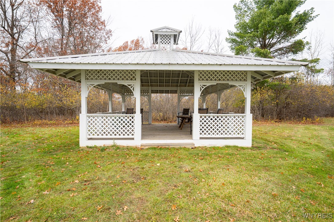 1115 Youngs Road, Unit H Amherst, NY 14221 - Photo 47 of 49