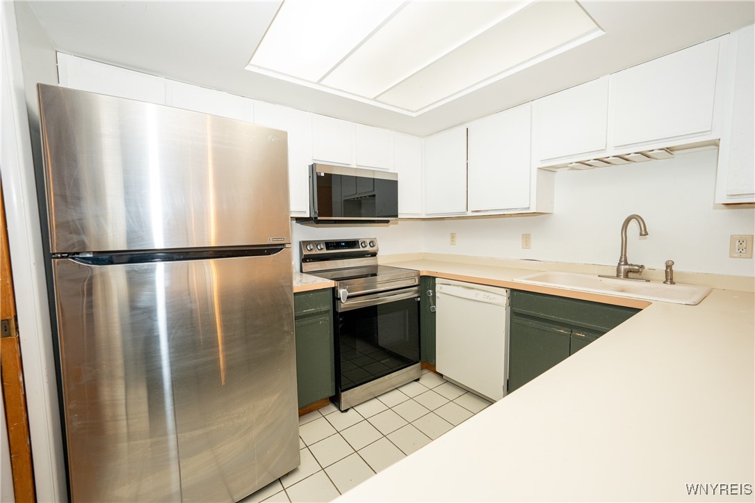 1115 Youngs Road, Unit H Amherst, NY 14221 - Photo 10 of 49