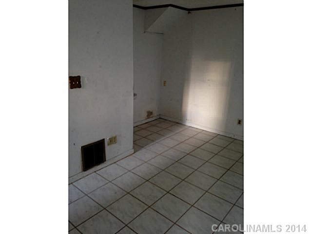 13401 Phillips Road Matthews, NC 28105 - Photo 7 of 10 Gallery Image 7