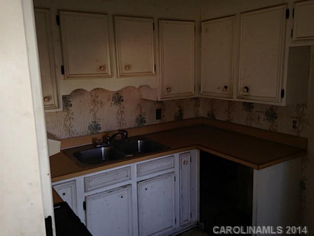 13401 Phillips Road Matthews, NC 28105 - Photo 8 of 10 Gallery Image 8