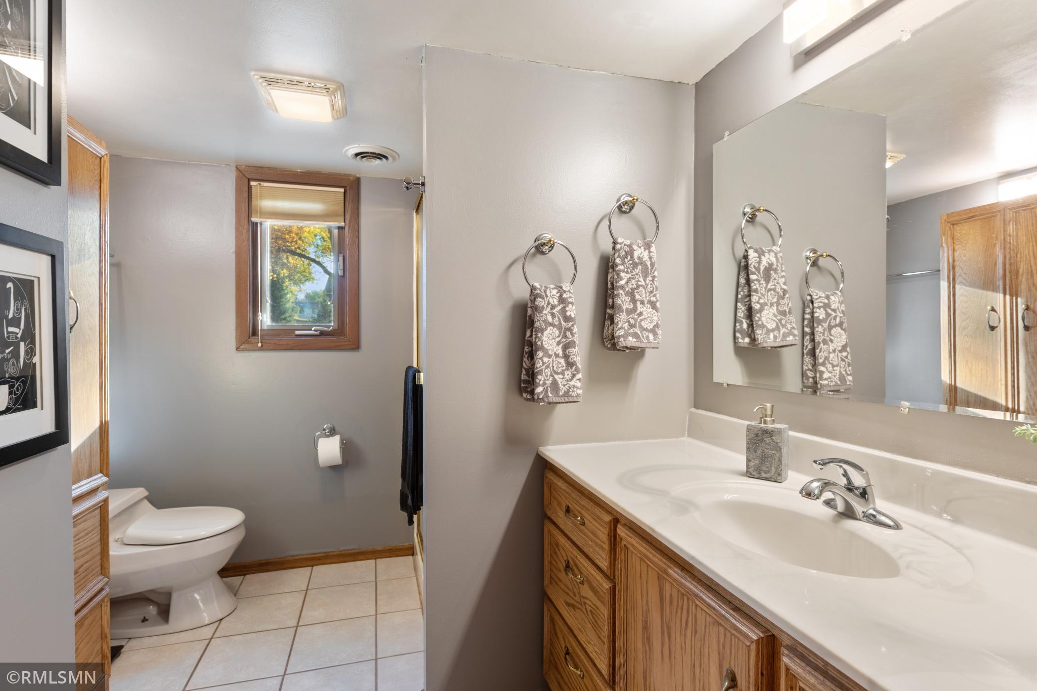 3897 Blackhawk Road Eagan, MN 55122 - Photo 18 of 21 Gallery Image 18