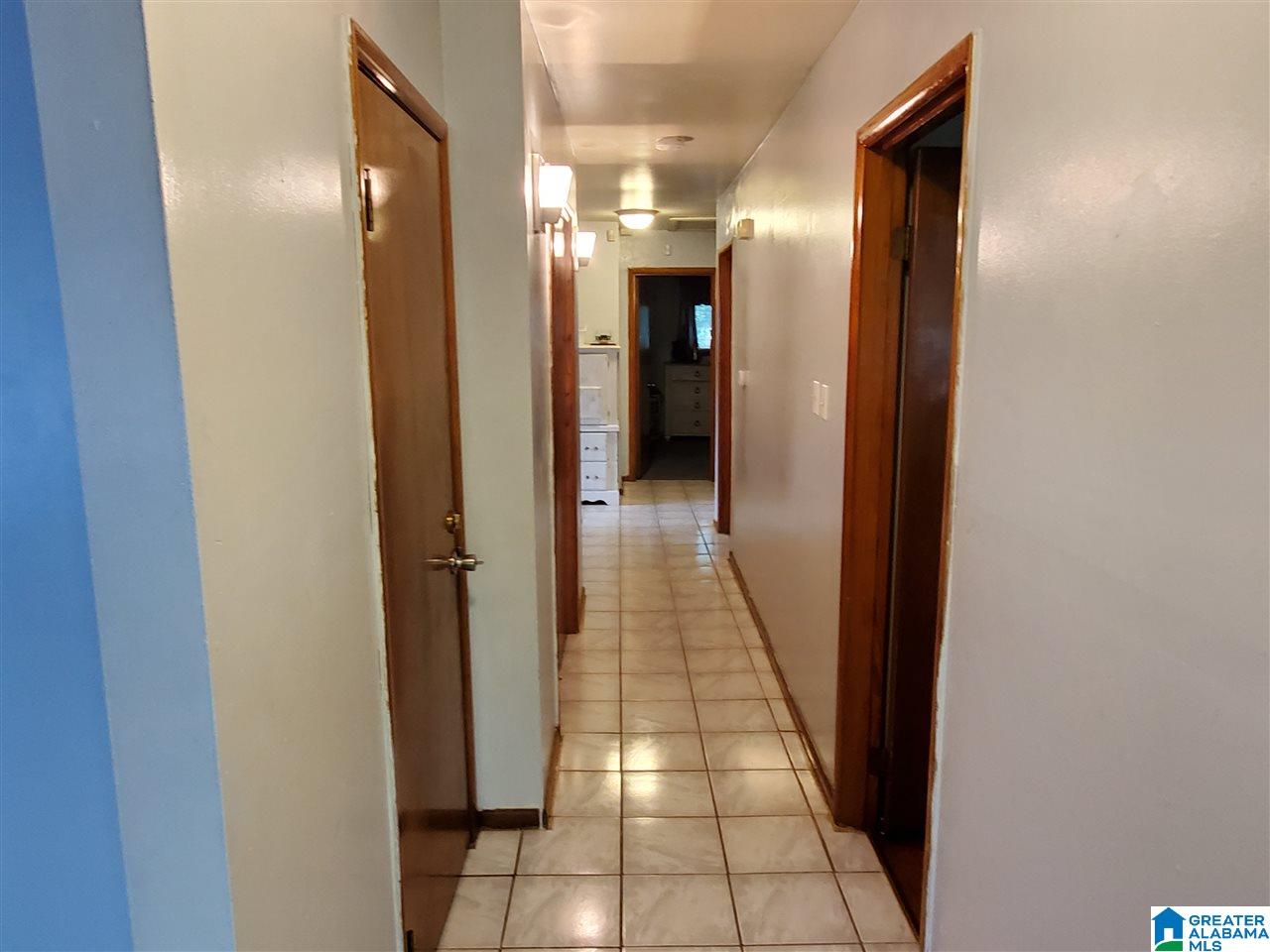 333 9th Avenue Southwest Birmingham, AL 35211 - Photo 12 of 21