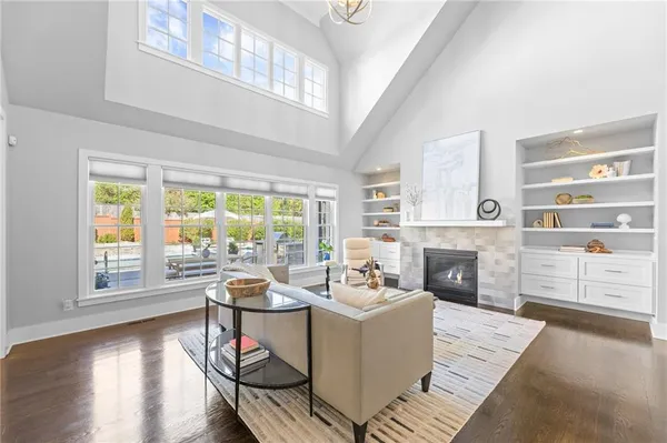 $3,450,000 | 5710 Reinhardt Drive, Fairway, KS 66205