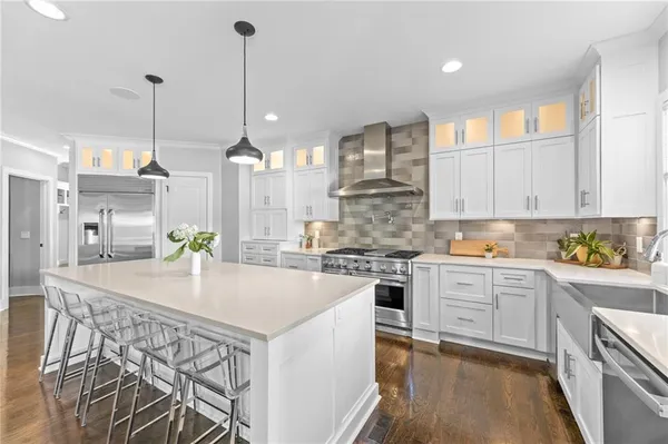 $3,450,000 | 5710 Reinhardt Drive, Fairway, KS 66205