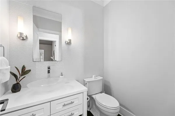 $3,450,000 | 5710 Reinhardt Drive, Fairway, KS 66205