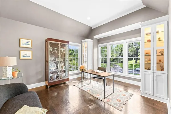 $3,450,000 | 5710 Reinhardt Drive, Fairway, KS 66205