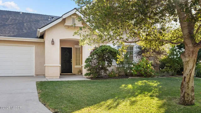 $925,000 | 738 Hill Street, Los Alamos, CA 93440