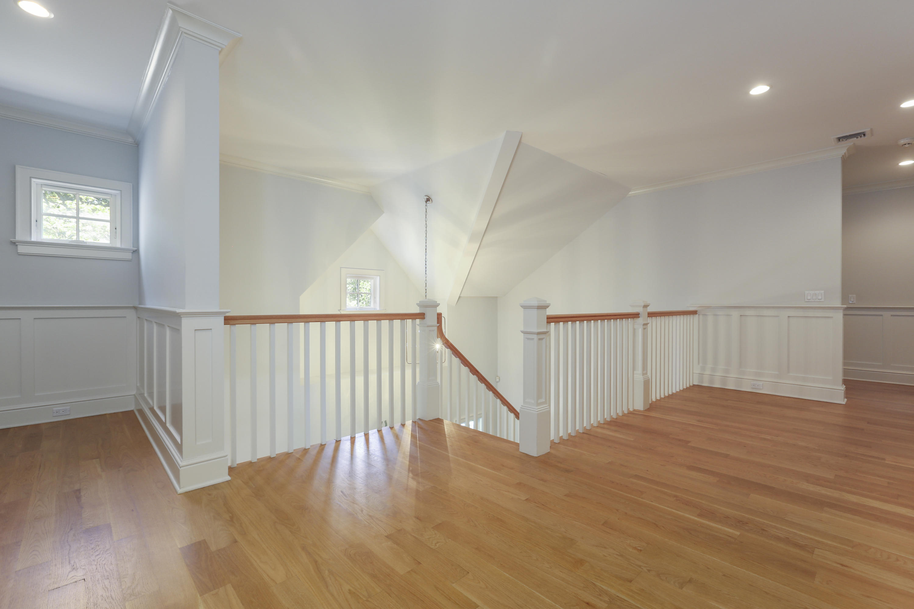 26 Tory Hole Road Darien, CT 06820 - Photo 22 of 40 021-photo-landing-8397911