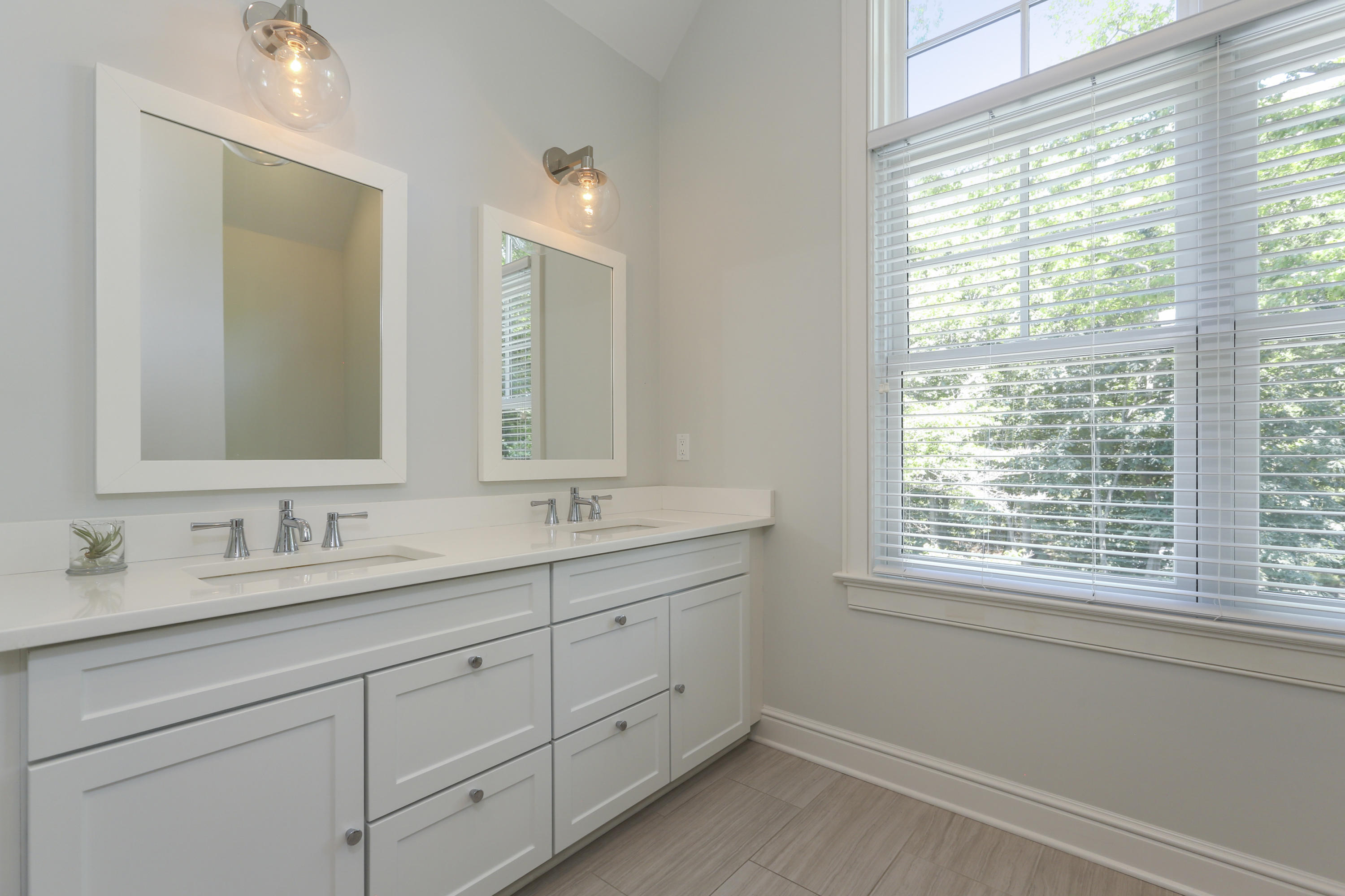 26 Tory Hole Road Darien, CT 06820 - Photo 28 of 40 027-photo-bathroom-8397919