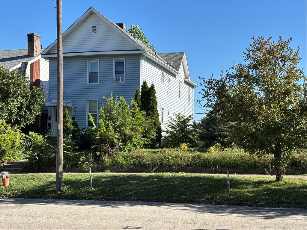 281 West Prairie Avenue Decatur, IL 62523 - Photo 2 of 16