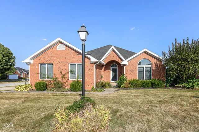 $269,900 | 4341 Quail Creek Trace South, Pittsboro, IN 46167
