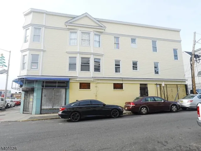 $2,700 | 1360 Springfield Avenue, Irvington, NJ 07111