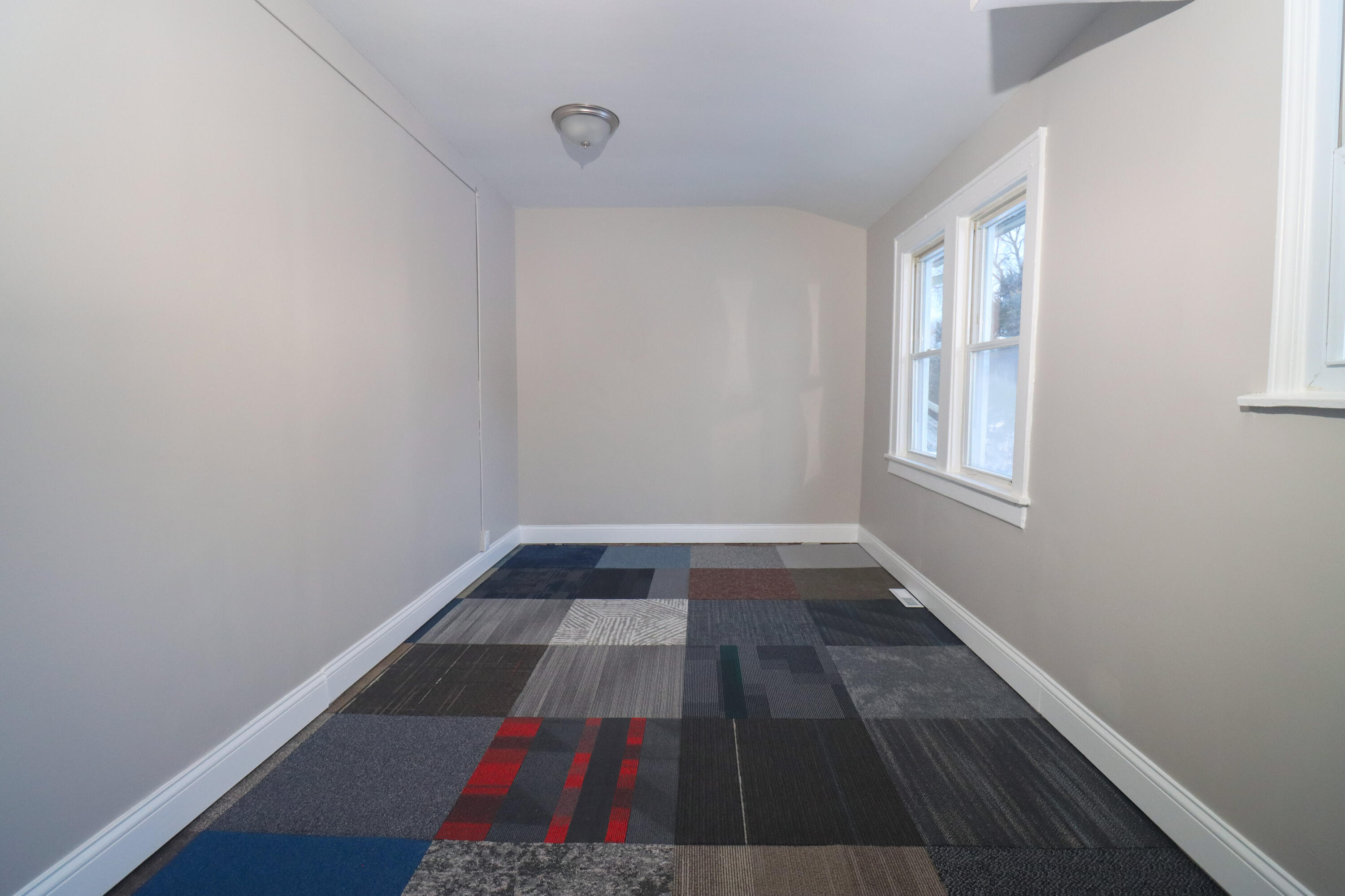 5113 North 55th Street Milwaukee, WI 53218 - Photo 11 of 19 5113 N 55th St-13