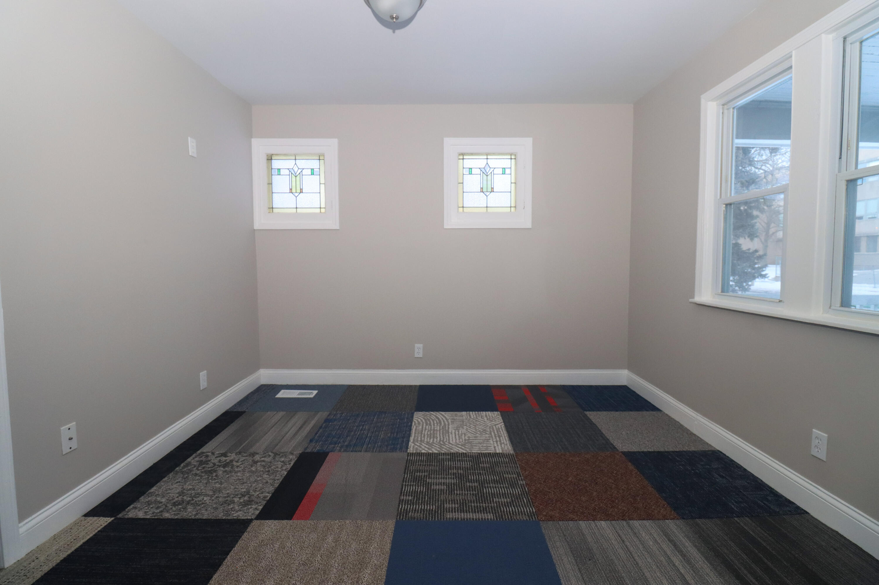 5113 North 55th Street Milwaukee, WI 53218 - Photo 4 of 19 5113 N 55th St-7