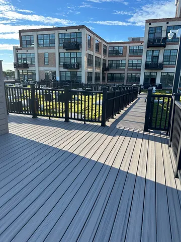 $2,600 | 3963 West Belmont Avenue, Unit 320, Chicago, IL 60618