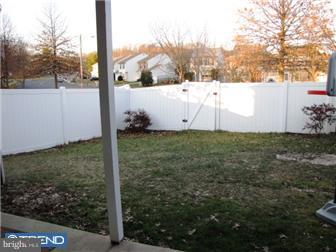 2 Jamie Court Clementon, NJ 08021 - Photo 8 of 11 Exterior Back