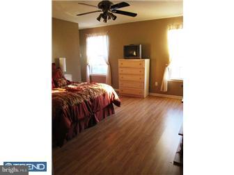 2 Jamie Court Clementon, NJ 08021 - Photo 9 of 11 Bedroom - Main