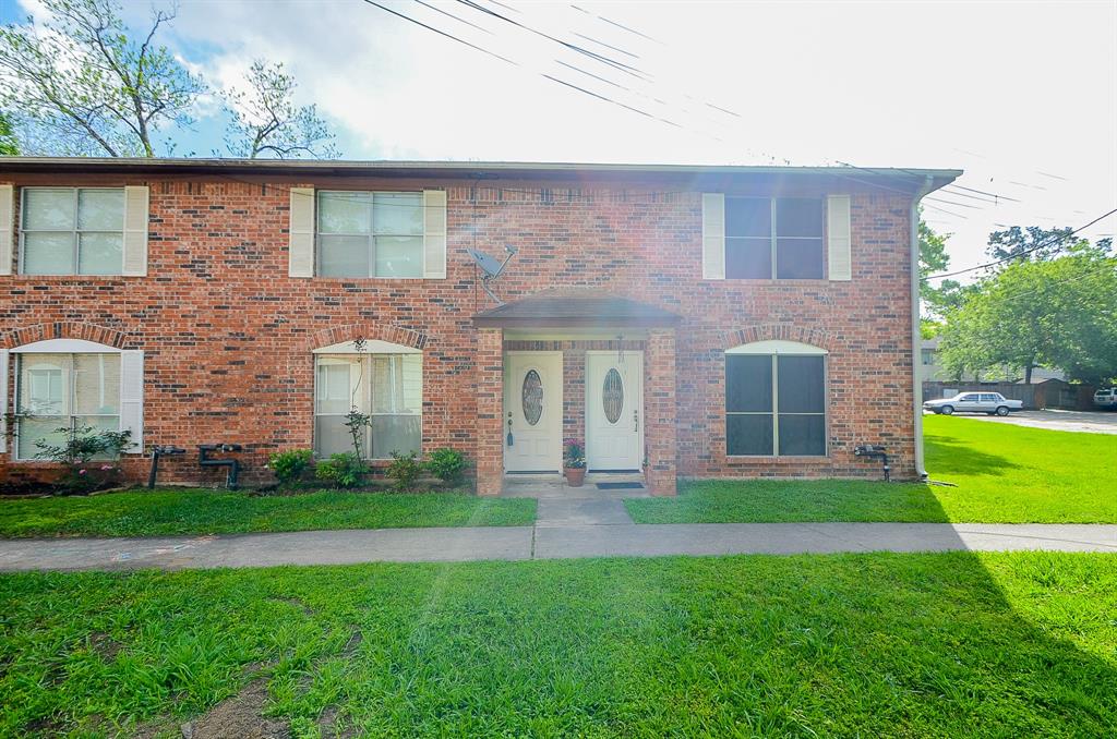 2209 Bauer Dr Unit B  