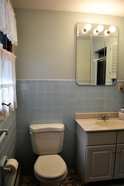 22 Flanders Road Westborough, MA 01581 - Photo 25 of 28 Gallery Image 25
