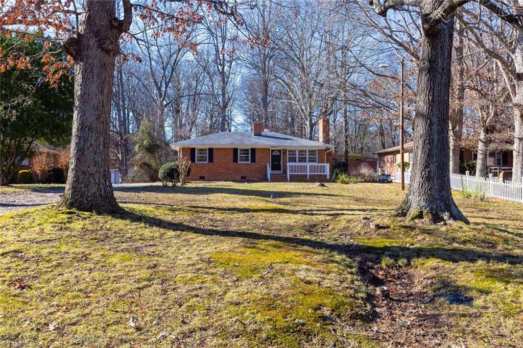 415 Penry Road Greensboro, NC 27405 - Photo 3 of 24 Gallery Image 3