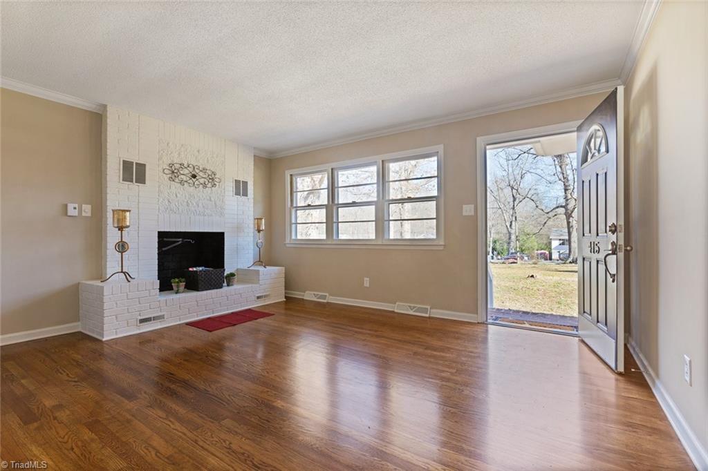415 Penry Road Greensboro, NC 27405 - Photo 5 of 24 Gallery Image 5