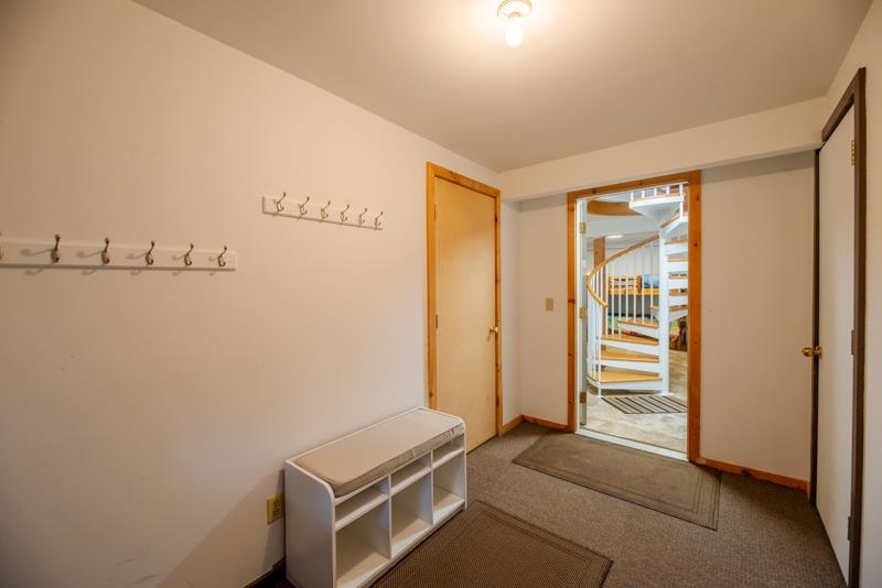 3925 Sage Hill Road, Unit 25 Manchester Center, VT 05255 - Photo 8 of 24 Gallery Image 8
