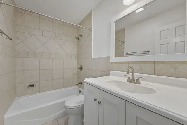 $2,250 | 5702 Lewood Drive, Austin, TX 78745