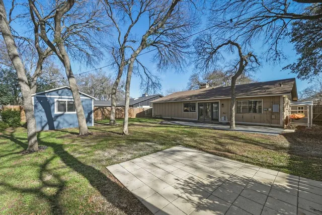 $2,250 | 5702 Lewood Drive, Austin, TX 78745