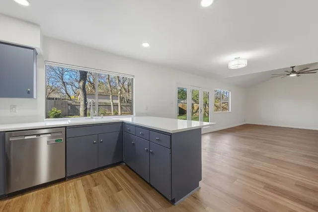 $2,250 | 5702 Lewood Drive, Austin, TX 78745